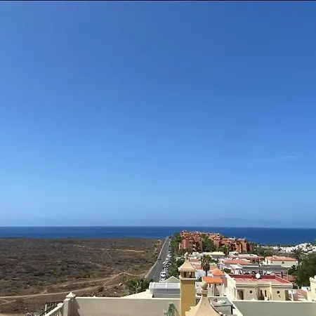 Paraiso Sunset Apartment